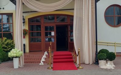 18-21.08 Hotel i Restauracja nieczynne